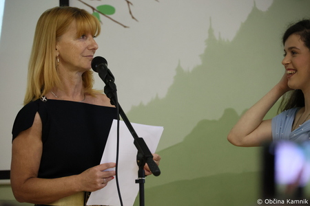 Devetošolci Osnovne šole 27. julij Kamnik naše zgodbe se ne končajo – postanejo le spomini (42)